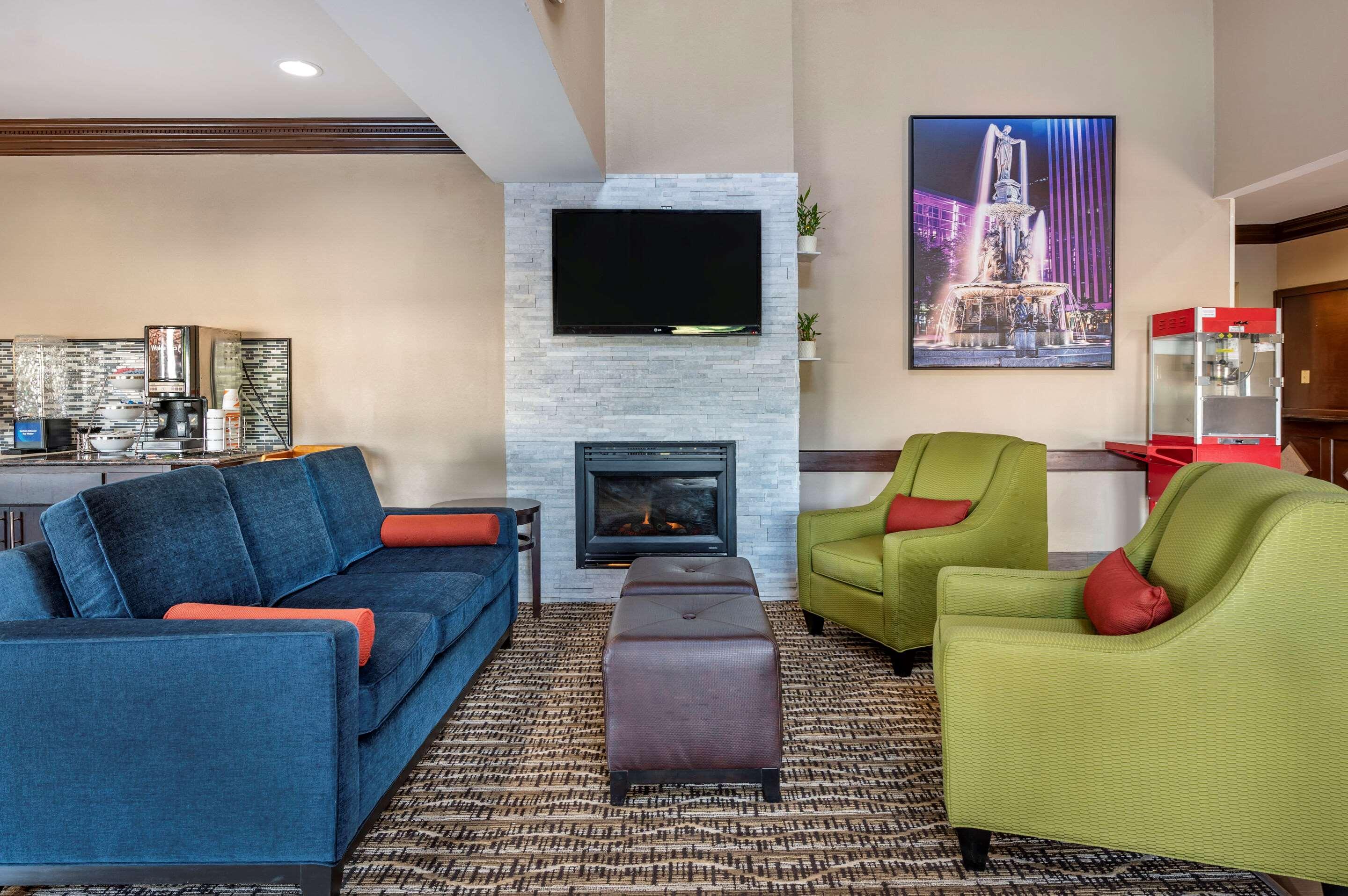 Comfort Inn&Suites Cincinnati Eksteriør bilde
